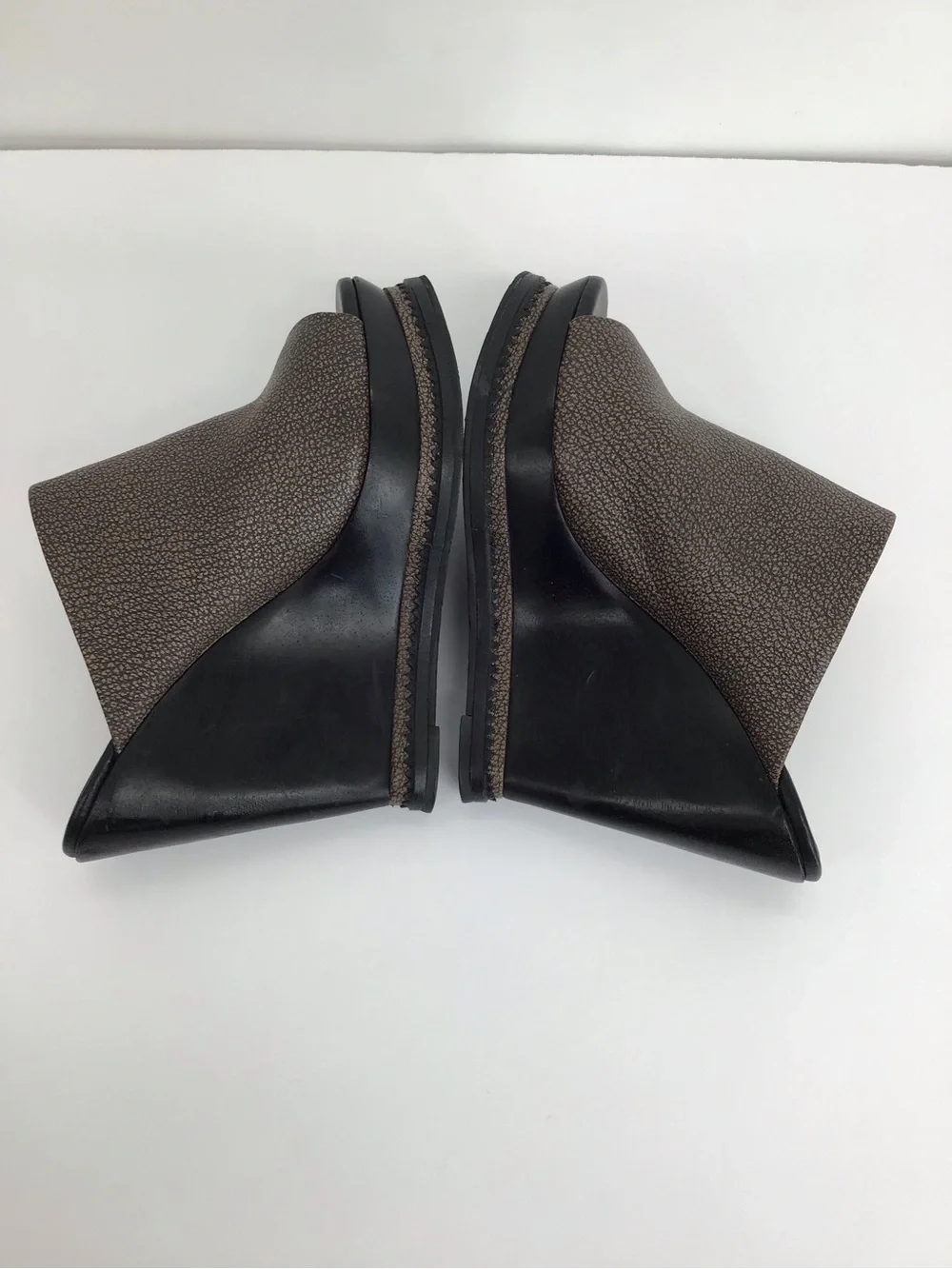 Diane Von Furstenberg Odessa Leather Platform Wedge Pebble Brown Size 8